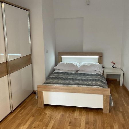 Apartment Na Zamkowej كراكوفيا المظهر الخارجي الصورة