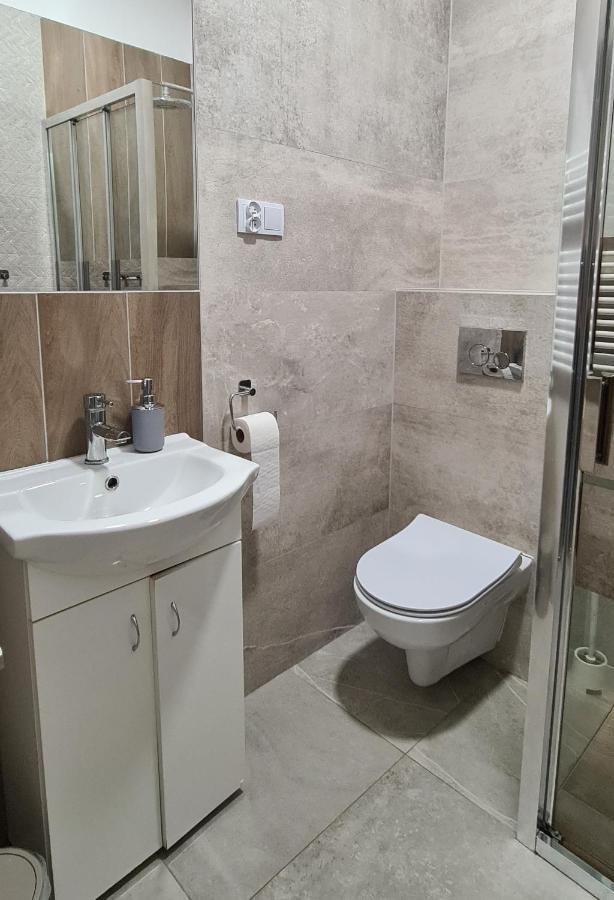 Apartment Na Zamkowej كراكوفيا المظهر الخارجي الصورة