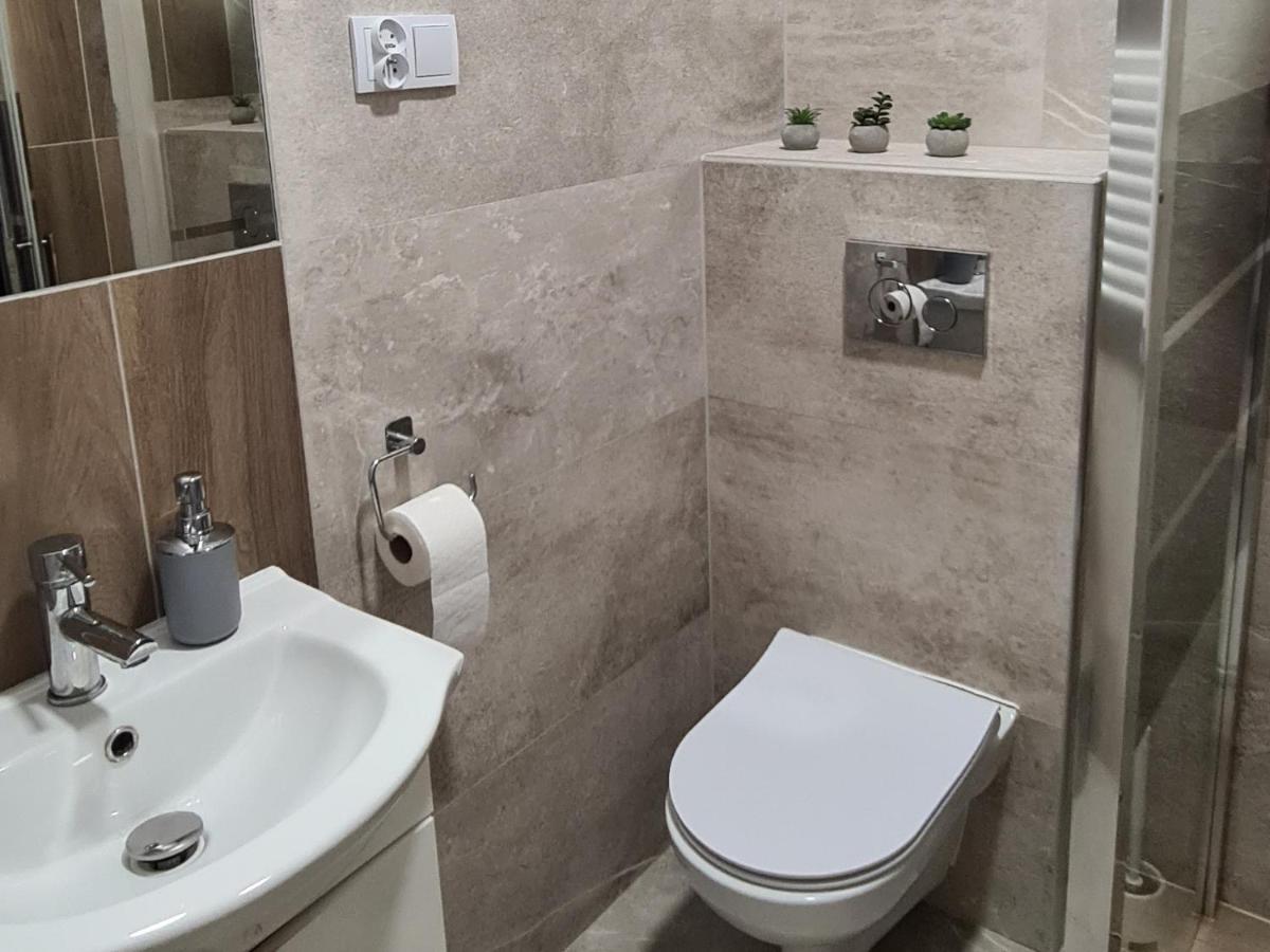 Apartment Na Zamkowej كراكوفيا المظهر الخارجي الصورة