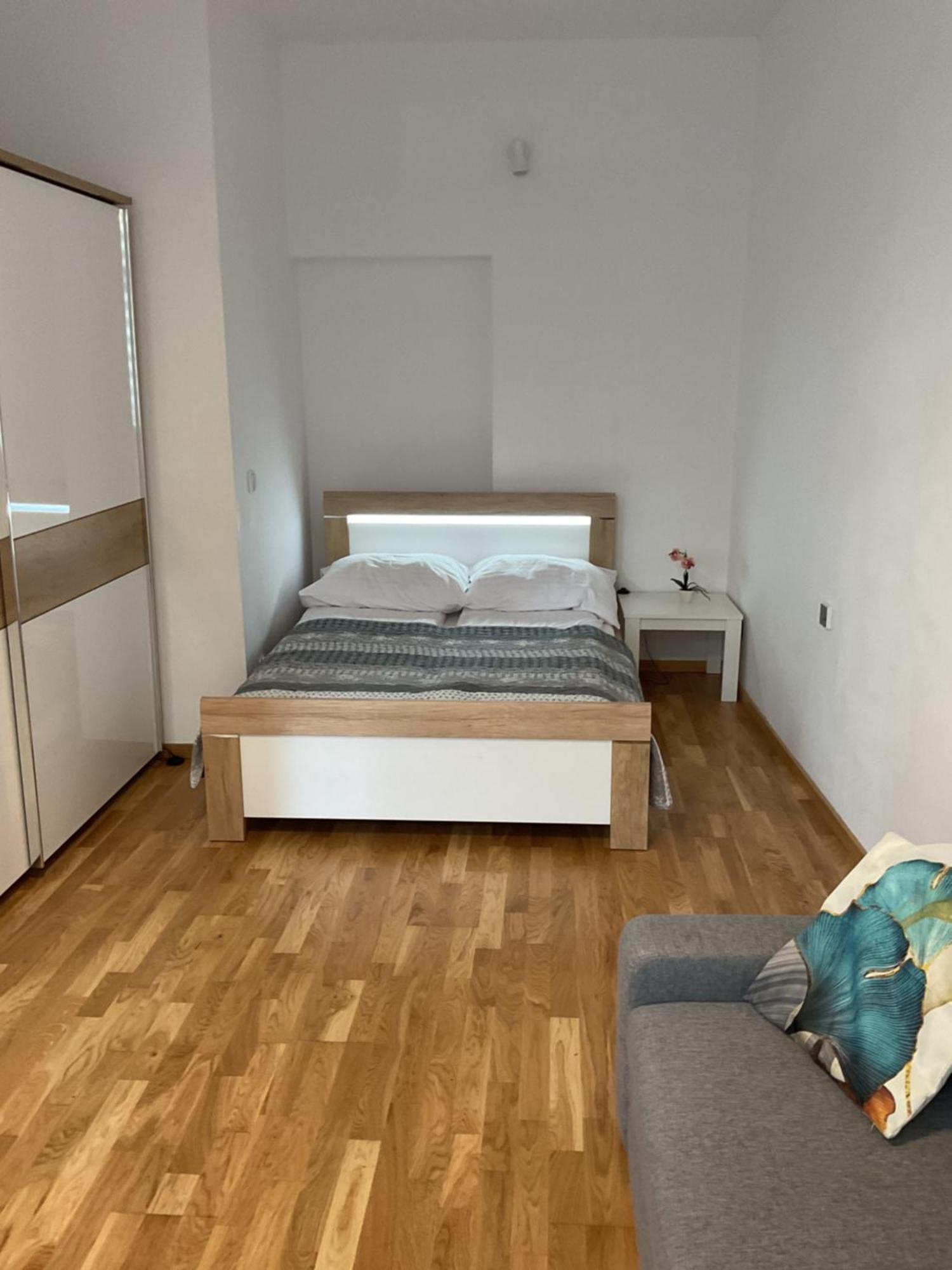Apartment Na Zamkowej كراكوفيا المظهر الخارجي الصورة